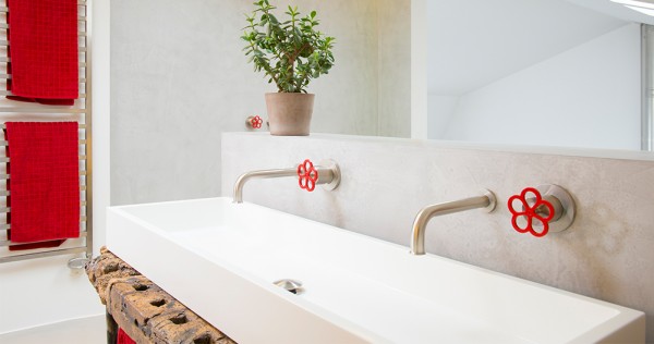 Modernes Waschbecken aus Corian